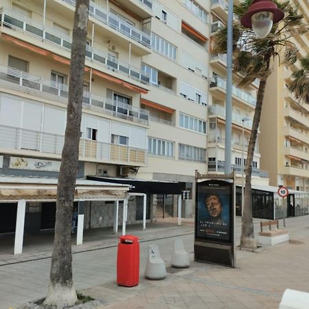 Apartamento Candari Playa En Cádiz Exteriör bild