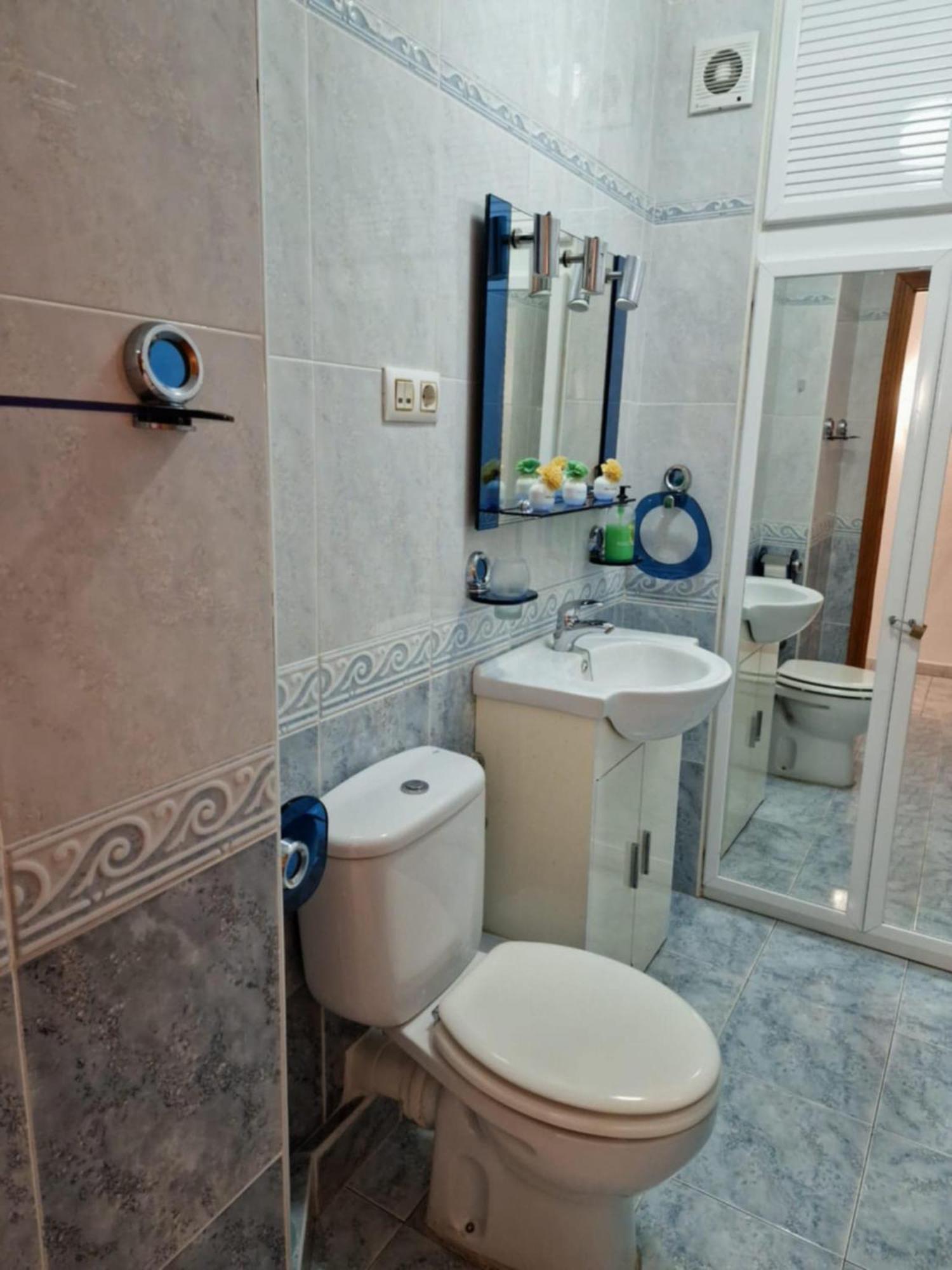 Apartamento Candari Playa En Cádiz Exteriör bild